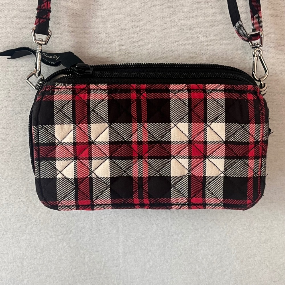 Vera Bradley Plaid RFID Crossbody Wallet Red Black Quilted Tartan Zip Clutch